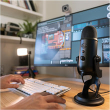 Load image into Gallery viewer, Yeti USB Microphone (Blackout) Bundle with Knox Gear Headphones and Pop Filter (3 Items)
